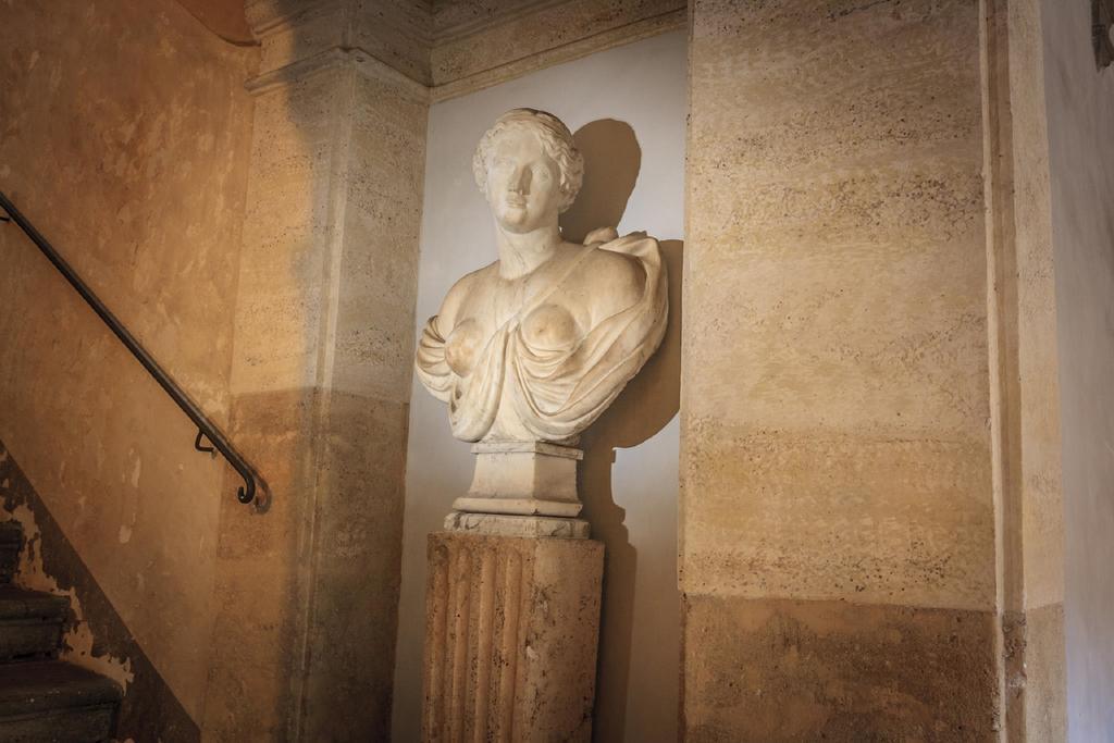 ローマPalazzo Donarelliアパートメント エクステリア 写真